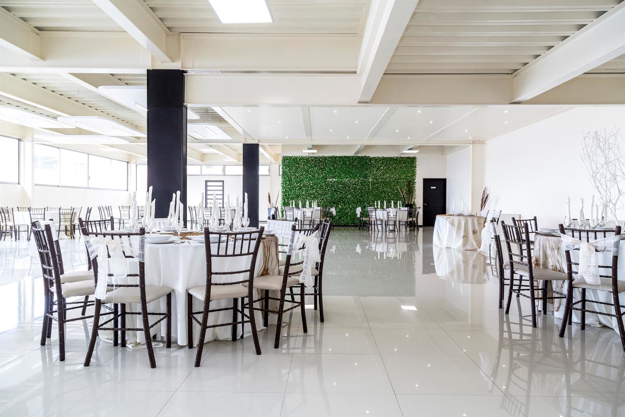Capital O Hotel Central, ג'אלאפה מראה חיצוני תמונה